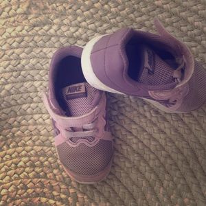 Nike toddler shoes in size 8